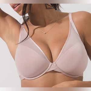 38DD Soma Lightly Lined Mesh Plunge Bra